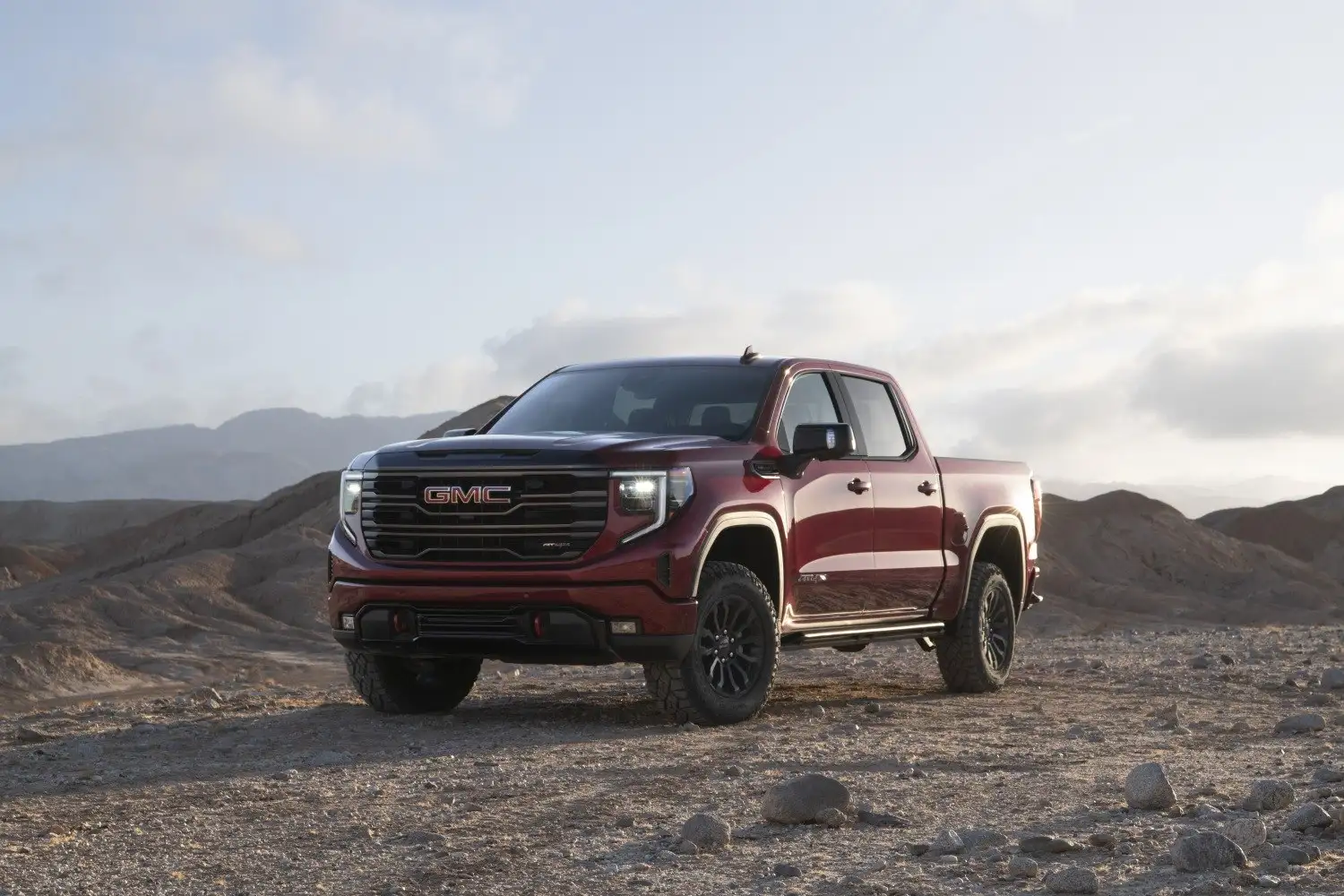 Review: 2022 GMC Sierra 1500 V (GMTT1XX, facelift 2022) Crew Cab Short Box 6.2 V8 (420 Hp) 4WD Automatic